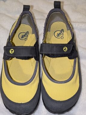 Merrell Girls Yellow and Gray Slip-On Mary Jane Flats